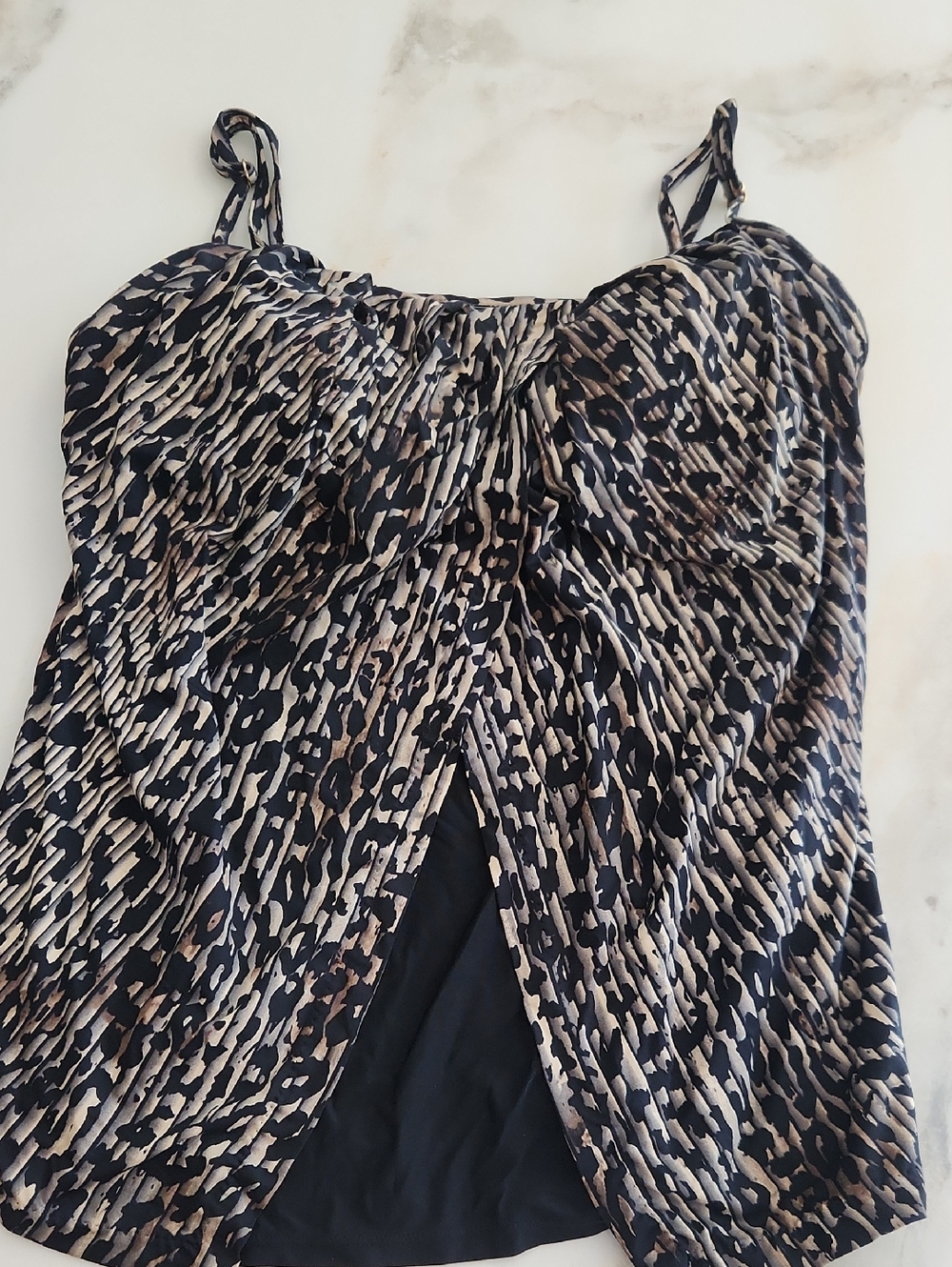 Miraclesuit Pleated Flyaway Front Animal Print Tankini Top.